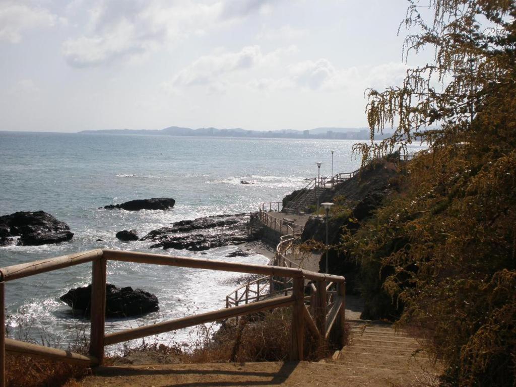 Sea View Apartment In Benalmádena Exteriér fotografie